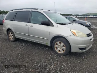 2004 Toyota Sienna CE with VIN 5TDZA23C14S102514, listed as a Copart auction lot 64494754 with 141,622 mi miles and Clean Title. Bid and sale history available at carsss.com. Image 4.