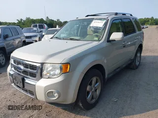 2009 Ford Escape Limited с VIN 1FMCU94G99KC59077, выставлен на аукционе IAAI как лот 42126295 с пробегом 169 306 миль миль и . История ставок и продаж доступна на DreamBid. Изображение 2.