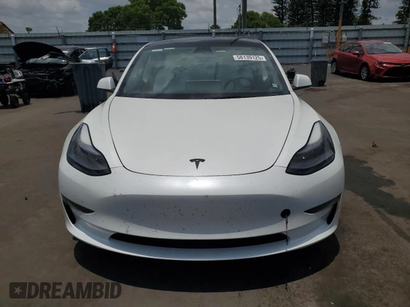 2023 Tesla Model 3 z VIN 5YJ3E1EA5PF580945, wystawiony jako Copart lot #58139125 z przebiegiem 19 057 mil mil oraz Szkoda całkowita • Salvage title. Historia ofert i sprzedaży dostępna na DreamBid. Obrazek 5.