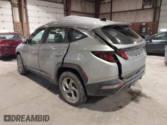 2024 Hyundai Tucson SE with VIN 5NMJACDE1RH436622, listed as a IAAI auction lot 41262494 with 7,717 mi miles. Bid and sale history available at carsss.com. Image 3.