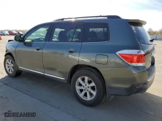2013 Toyota Highlander with VIN 5TDZK3EH9DS116754, listed as a Copart auction lot 46704665 with 229,423 mi miles and Salvage Title. Bid and sale history available at carsss.com. Image 2.