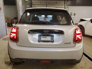 2020 MINI Hardtop Cooper with VIN WMWXR3C08L2M15462, listed as a Copart auction lot 44600205 with Not provided miles and Salvage title. Bid and sale history available at DreamBid. Image 6.