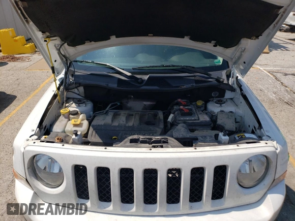 2015 Jeep Patriot Limited with VIN 1C4NJRCB6FD290086, listed as a Copart auction lot 67796934 with 116,854 mi miles and Salvage title. Bid and sale history available at DreamBid. Image 12.