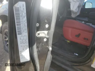 2017 Ram 1500 Rebel z VIN 1C6RR7YT3HS589170, wystawiony jako Copart lot #57115335 z przebiegiem 53 389 mil mil oraz Szkoda całkowita • Salvage title. Historia ofert i sprzedaży dostępna na DreamBid. Obrazek 12.