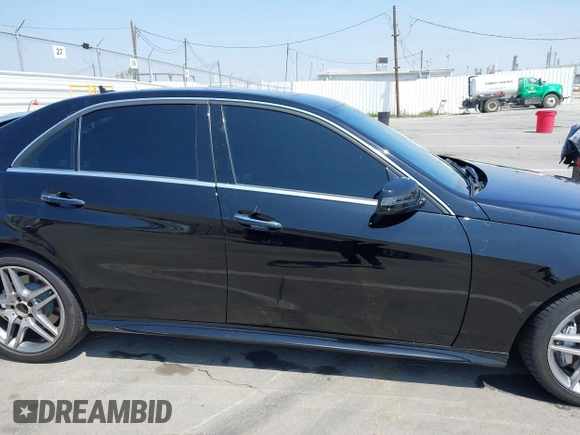 2014 Mercedes-Benz E 550 Sport with VIN WDDHF9BB3EA853780, listed as a IAAI auction lot 42098579 with 156,713 mi miles and . Bid and sale history available at DreamBid. Image 13.