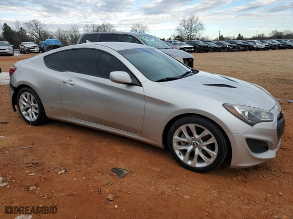 2013 Hyundai Genesis Coupe 2.0T with VIN KMHHT6KD1DU086653, listed as a Copart auction lot 87619445 with 115,128 mi miles and Salvage Title. Bid and sale history available at carsss.com. Image 4.