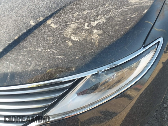 2013 Lincoln MKZ with VIN 3LN6L2J92DR821418, listed as a IAAI auction lot 41298047 with 161,369 mi miles. Bid and sale history available at carsss.com. Image 12.