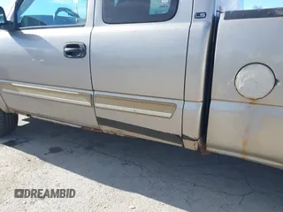 2003 Chevrolet Silverado 1500 LS with VIN 2GCEK19V231240843, listed as a IAAI auction lot 41439844 with 351,433 mi miles. Bid and sale history available at carsss.com. Image 6.