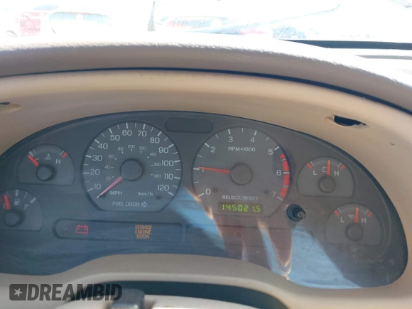 2001 Ford Mustang Deluxe с VIN 1FAFP44471F226003, выставлен на аукционе IAAI как лот 42079409 с пробегом 145 021 миль миль и . История ставок и продаж доступна на DreamBid. Изображение 7.
