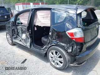 2010 Honda Fit Sport с VIN JHMGE8H47AC004261, выставлен на аукционе IAAI как лот 42326565 с пробегом 128 717 миль миль и . История ставок и продаж доступна на DreamBid. Изображение 3.