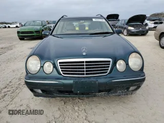 2002 Mercedes-Benz E-Class with VIN WDBJH82J62X068202, listed as a Copart auction lot 76944784 with 0 mi miles and Non Repairable. Bid and sale history available at carsss.com. Image 5.