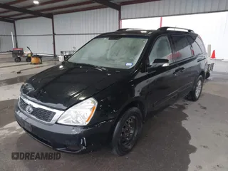 2011 Kia Sedona LX with VIN KNDMG4C71B6376011, listed as a IAAI auction lot 41600258 with 162,025 mi miles. Bid and sale history available at carsss.com. Image 2.