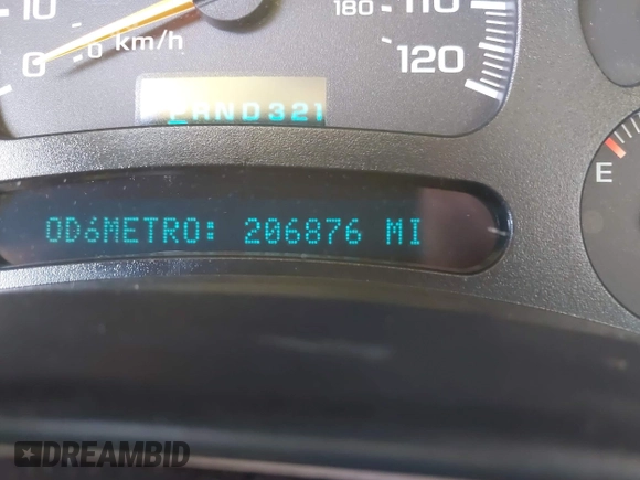 2005 GMC Yukon XL SLT with VIN 1GKFK16Z95J155393, listed as a IAAI auction lot 41929213 with 206,876 mi miles. Bid and sale history available at carsss.com. Image 7.
