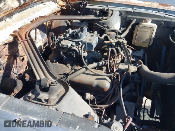 1967 Ford Mustang z VIN 0000007R01C215879, wystawiony jako IAAI lot #41377825 z przebiegiem Nie podano mil oraz . Historia ofert i sprzedaży dostępna na DreamBid. Obrazek 12.