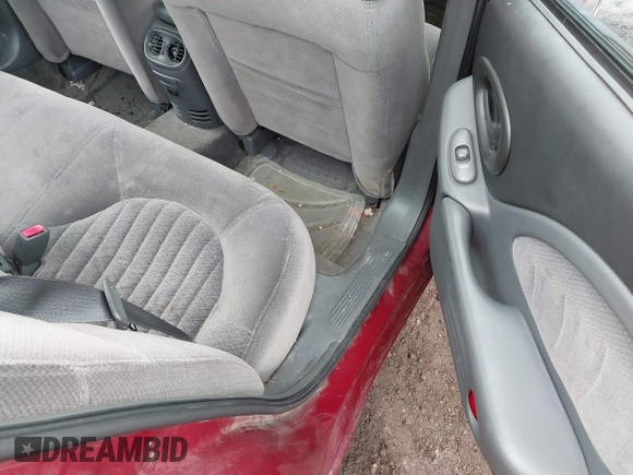 2003 Pontiac Bonneville SE with VIN 1G2HX52KX34189218, listed as a IAAI auction lot 41712101 with 131,351 mi miles and . Bid and sale history available at DreamBid. Image 8.