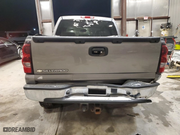 2006 Chevrolet Silverado 1500 LS with VIN 2GCEK13V561356907, listed as a Copart auction lot 84236404 with 95,464 mi miles and Non Repairable. Bid and sale history available at carsss.com. Image 6.