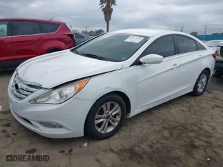 2013 Hyundai Sonata GLS PZEV with VIN 5NPEB4AC0DH514570, listed as a IAAI auction lot 41913939 with 199,648 mi miles. Bid and sale history available at carsss.com. Image 2.