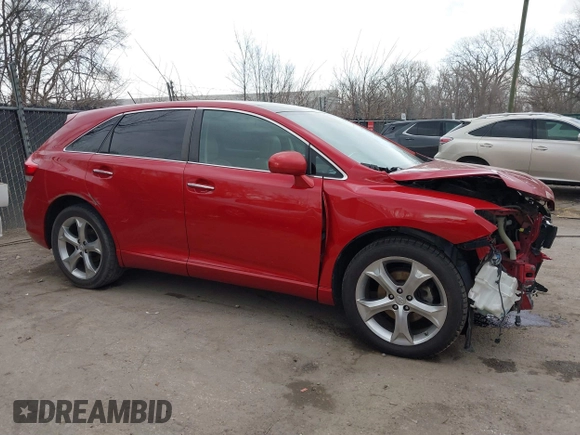 2010 Toyota Venza with VIN 4T3ZK3BB4AU023277, listed as a IAAI auction lot 41790216 with 300,438 mi miles. Bid and sale history available at carsss.com. Image 13.