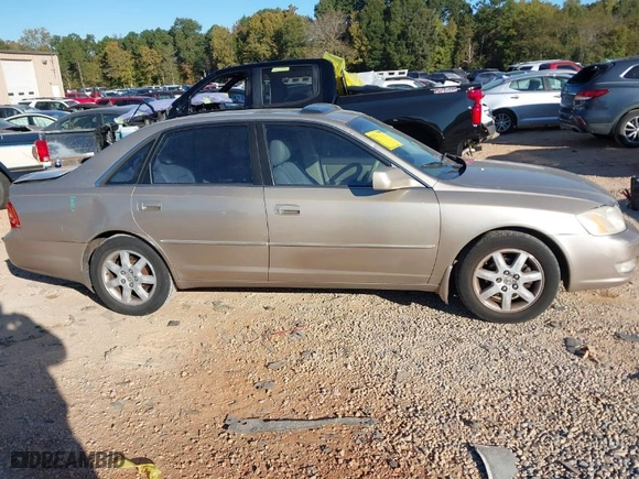 2000 Toyota Avalon XL with VIN 4T1BF28B0YU045612, listed as a IAAI auction lot 40614425 with NaN miles. Bid and sale history available at carsss.com. Image 13.
