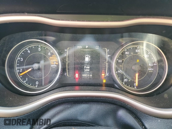 2016 Jeep Cherokee Altitude z VIN 1C4PJMCB6GW267991, wystawiony jako Copart lot #47417545 z przebiegiem 195 614 mil mil oraz Szkoda całkowita • Salvage title. Historia ofert i sprzedaży dostępna na DreamBid. Obrazek 9.