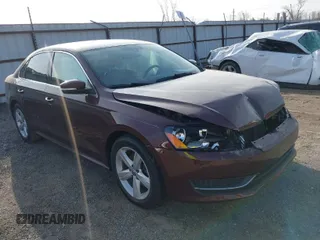 2013 Volkswagen Passat SE w/Sunroof with VIN 1VWBH7A35DC150285, listed as a IAAI auction lot 38970420 with 160,374 mi miles. Bid and sale history available at carsss.com. Image 1.