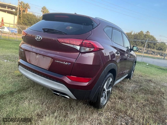 2017 Hyundai Tucson Value with VIN KM8J33A23HU422129, listed as a Copart auction lot 49663415 with 119,696 mi miles and Clean Title. Bid and sale history available at carsss.com. Image 4.