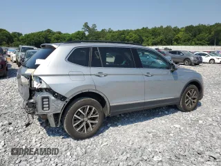 2021 Volkswagen Tiguan SE z VIN 3VV3B7AX1MM126044, wystawiony jako Copart lot #61306415 z przebiegiem 73 159 mil mil oraz Szkoda całkowita • Salvage title. Historia ofert i sprzedaży dostępna na DreamBid. Obrazek 3.