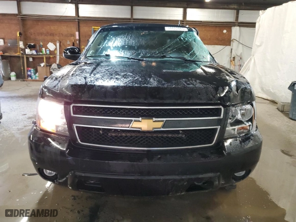 2013 Chevrolet Suburban LT with VIN 1GNSKJE73DR111018, listed as a Copart auction lot 48622865 with 256,055 mi miles and Salvage Title. Bid and sale history available at carsss.com. Image 5.