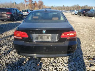 2008 BMW 3 Series 328xi z VIN WBAWV53578P079392, wystawiony jako Copart lot #77934964 z przebiegiem 140 381 mil mil oraz Szkoda całkowita • Salvage title. Historia ofert i sprzedaży dostępna na DreamBid. Obrazek 6.