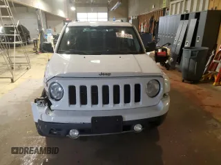 2014 Jeep Patriot Limited z VIN 1C4NJPCB9ED646470, wystawiony jako Copart lot #88624725 z przebiegiem 83 717 mil mil oraz Szkoda całkowita • Salvage title. Historia ofert i sprzedaży dostępna na DreamBid. Obrazek 5.