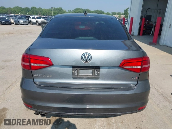 2015 Volkswagen Jetta SE with VIN 3VWD07AJ2FM310154, listed as a IAAI auction lot 42456136 with 96,979 mi miles and . Bid and sale history available at DreamBid. Image 16.