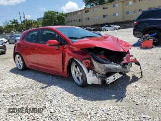 2021 Toyota Corolla Hatchback SE with VIN JTNB4MBE8M3139743, listed as a Copart auction lot 51180165 with 29,541 mi miles and Non Repairable. Bid and sale history available at carsss.com. Image 4.