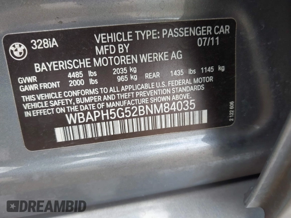 2011 BMW 3 Series 328i with VIN WBAPH5G52BNM84035, listed as a IAAI auction lot 42046301 with 165,418 mi miles. Bid and sale history available at carsss.com. Image 9.