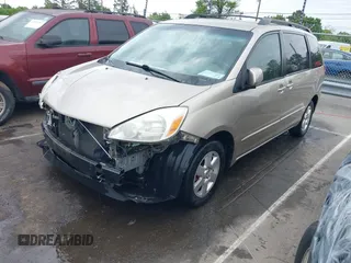 2004 Toyota Sienna XLE with VIN 5TDZA22CX4S205206, listed as a IAAI auction lot 42007779 with 173,794 mi miles. Bid and sale history available at carsss.com. Image 18.