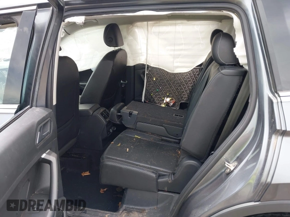2021 Volkswagen Tiguan SE z VIN 3VV3B7AX8MM159316, wystawiony jako IAAI lot #42525546 z przebiegiem 70 141 mil mil oraz . Historia ofert i sprzedaży dostępna na DreamBid. Obrazek 8.