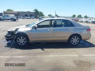 2003 Honda Accord EX z VIN 1HGCM66523A023920, wystawiony jako IAAI lot #42339108 z przebiegiem 165 553 mil mil oraz . Historia ofert i sprzedaży dostępna na DreamBid. Obrazek 14.