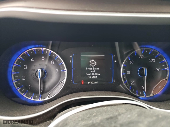 2018 Chrysler Pacifica Touring L with VIN 2C4RC1BG2JR234890, listed as a Copart auction lot 52686625 with 84,822 mi miles and Salvage Title. Bid and sale history available at carsss.com. Image 9.
