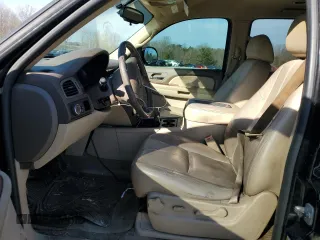 2009 Chevrolet Tahoe 2LT z VIN 1GNEC23309R278721, wystawiony jako Copart lot #86279864 z przebiegiem 280 112 mil mil oraz Szkoda całkowita • Salvage title. Historia ofert i sprzedaży dostępna na DreamBid. Obrazek 7.
