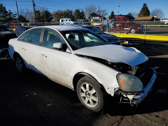2005 Ford Five Hundred SE with VIN 1FAFP26135G171752, listed as a Copart auction lot 43612465 with 0 mi miles and Salvage Title. Bid and sale history available at carsss.com. Image 4.