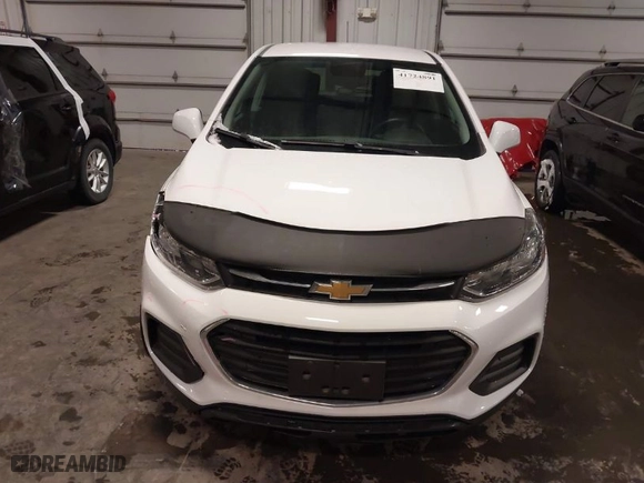 2020 Chevrolet Trax LS with VIN 3GNCJKSB8LL294444, listed as a IAAI auction lot 41724891 with 27,101 mi miles. Bid and sale history available at carsss.com. Image 19.