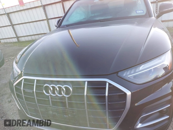 2021 Audi Q5 Prestige with VIN WA1CAAFY4M2101060, listed as a IAAI auction lot 41049047 with 51,712 mi miles. Bid and sale history available at carsss.com. Image 12.