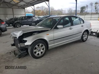 2003 BMW 3 Series 325i with VIN WBAEV33473KL82735, listed as a Copart auction lot 85904744 with 84,438 mi miles and Salvage Title. Bid and sale history available at carsss.com. Image 1.