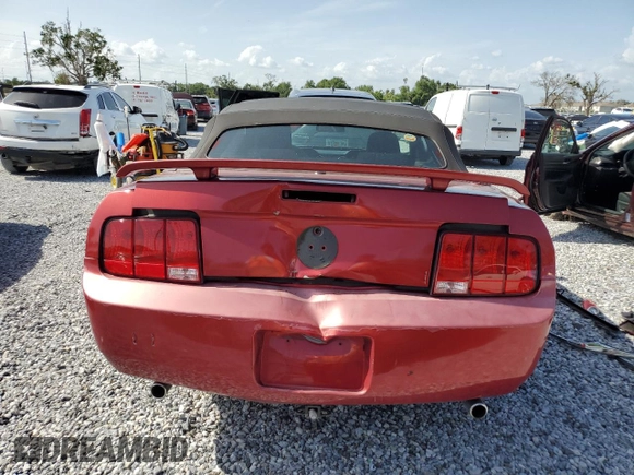 2005 Ford Mustang Deluxe z VIN 1ZVFT84N655177326, wystawiony jako Copart lot #59206775 z przebiegiem 134 187 mil mil oraz Szkoda całkowita • Salvage title. Historia ofert i sprzedaży dostępna na DreamBid. Obrazek 6.