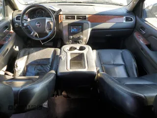 2007 GMC Yukon SLE w/3SA with VIN 1GKFC13CX7J279883, listed as a Copart auction lot 87692925 with 197,461 mi miles and Salvage Title. Bid and sale history available at carsss.com. Image 8.