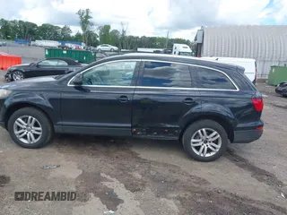 2009 Audi Q7 with VIN WA1AY74L19D016945, listed as a IAAI auction lot 39480989 with 149,769 mi miles and . Bid and sale history available at DreamBid. Image 14.