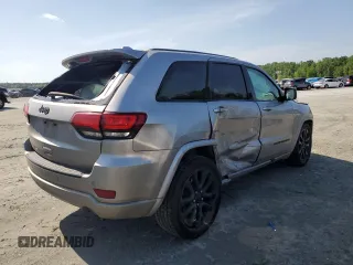 2017 Jeep Grand Cherokee Altitude z VIN 1C4RJEAG5HC929995, wystawiony jako Copart lot #55647565 z przebiegiem 207 845 mil mil oraz Szkoda całkowita • Salvage title. Historia ofert i sprzedaży dostępna na DreamBid. Obrazek 3.