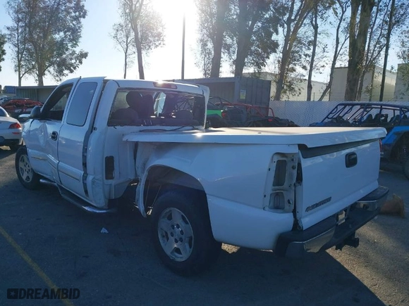 2007 Chevrolet Silverado 1500 Classic LT1 with VIN 1GCEC19Z47Z125836, listed as a IAAI auction lot 41371343 with 163,032 mi miles. Bid and sale history available at carsss.com. Image 3.