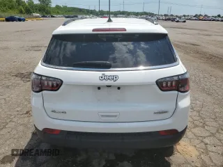 2023 Jeep Compass Latitude z VIN 3C4NJDBN9PT552970, wystawiony jako Copart lot #63489905 z przebiegiem 61 045 mil mil oraz Czysty tytuł • Clean title. Historia ofert i sprzedaży dostępna na DreamBid. Obrazek 6.