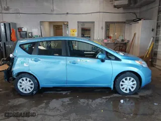2015 Nissan Versa Note SV with VIN 3N1CE2CP6FL385016, listed as a IAAI auction lot 41568903 with 131,014 mi miles. Bid and sale history available at carsss.com. Image 13.