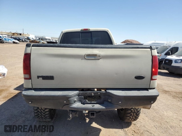 2003 Ford F-350 XL with VIN 1FTSW31F83EA58571, listed as a Copart auction lot 61340055 with 3,224,416 mi miles and Salvage title. Bid and sale history available at DreamBid. Image 6.
